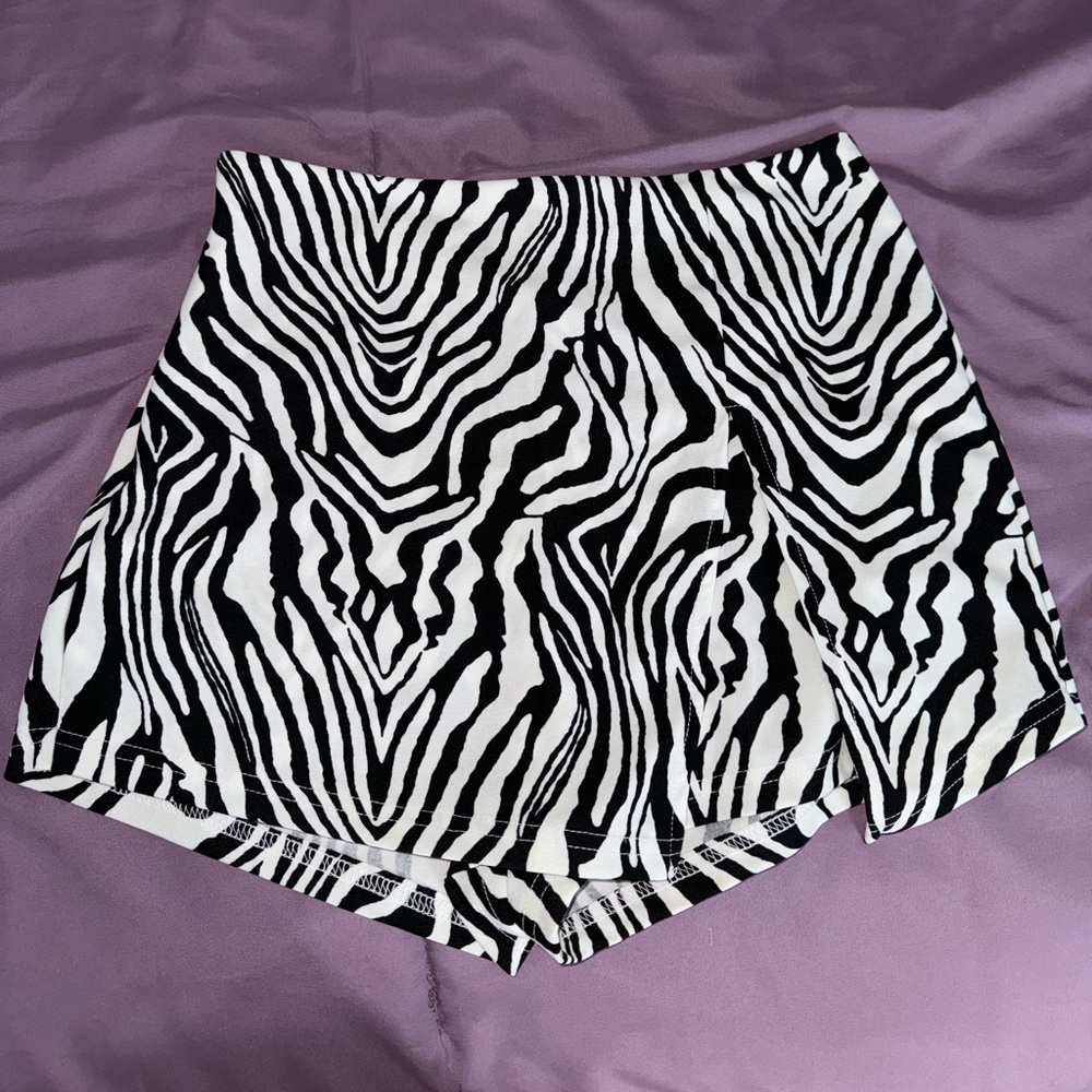 SHEIN skort